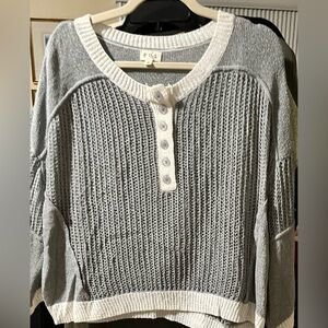 POL Women's Gray and Cream Sweater